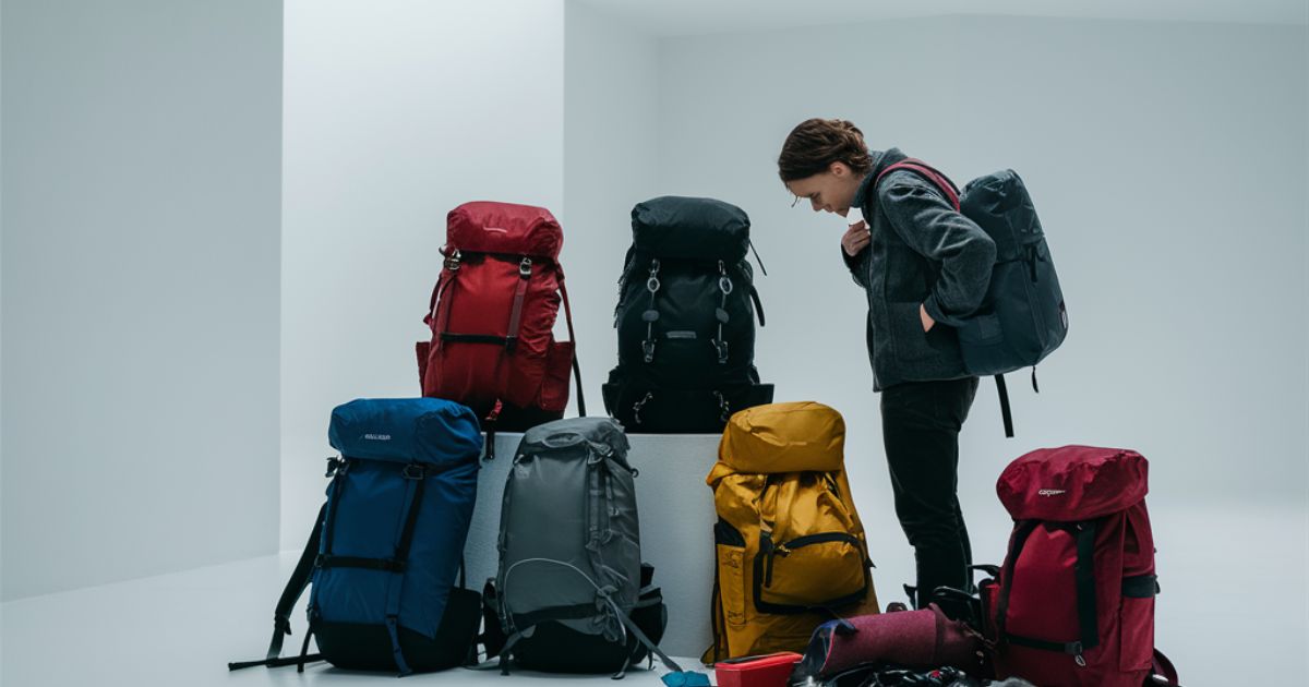 CHOOSING THE RIGHT BACKPACK