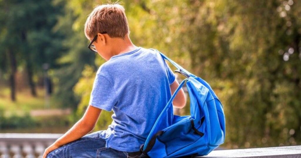 Choosing the Right Backpack to Support Spinal Health